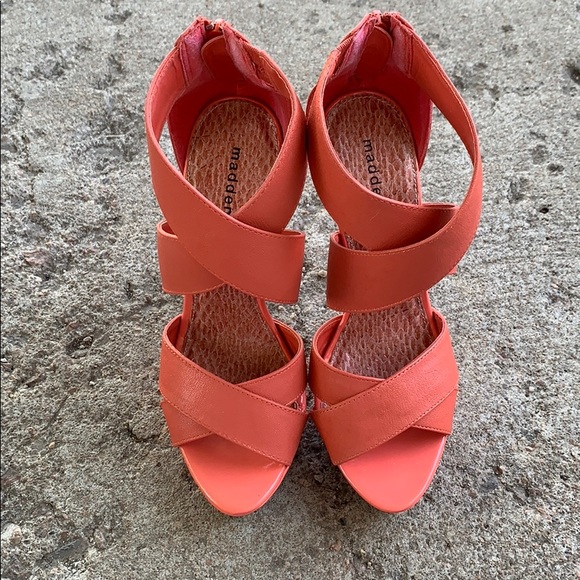 πHost Pickπ Shoes NWOT - Picture 8 of 8